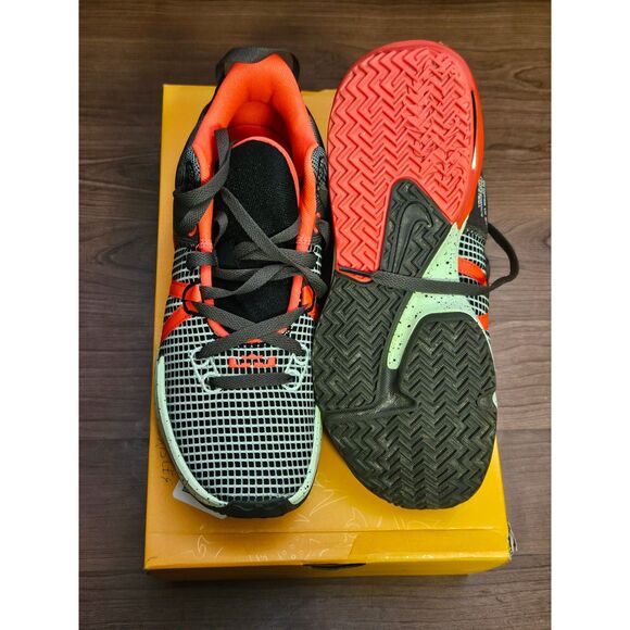 Nike LeBron Witness 7 Bright Crimson Alligator Men’s Size 9.5 - Picture 3 of 4